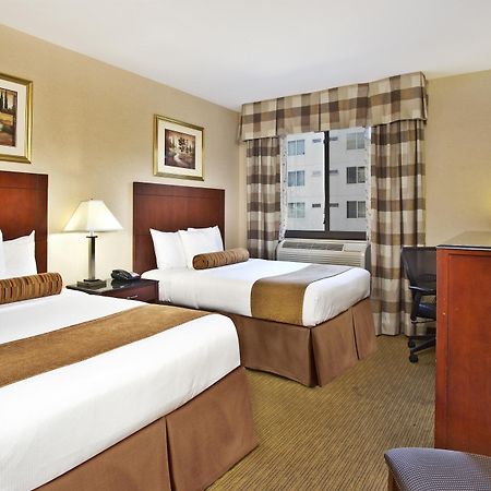 Best Western Plus Arena Hotel Νέα Υόρκη Εξωτερικό φωτογραφία